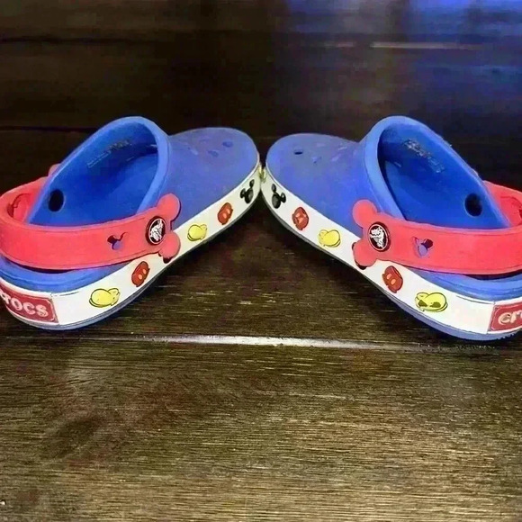DISNEY CROCS Mickey Mouse Light Up Crocband Kids Size Junior 8/9 - Picture 5 of 7